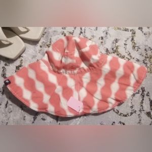 Reversible floppy hat